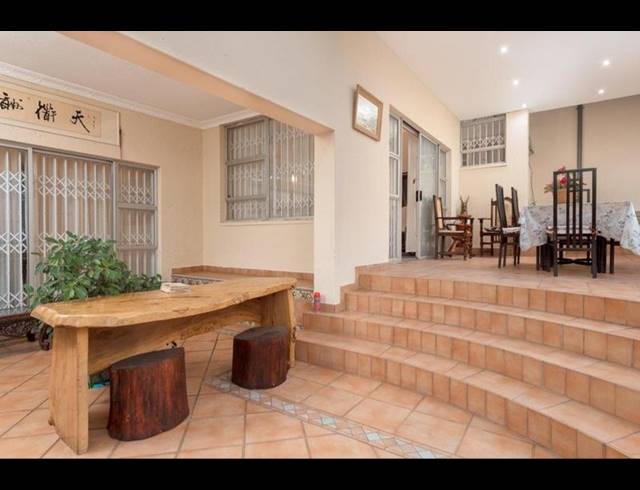 5 BEDROOM HOUSE FOR SALE IN BASSONIA